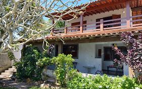 Casa pé na areia - 4m da praia!